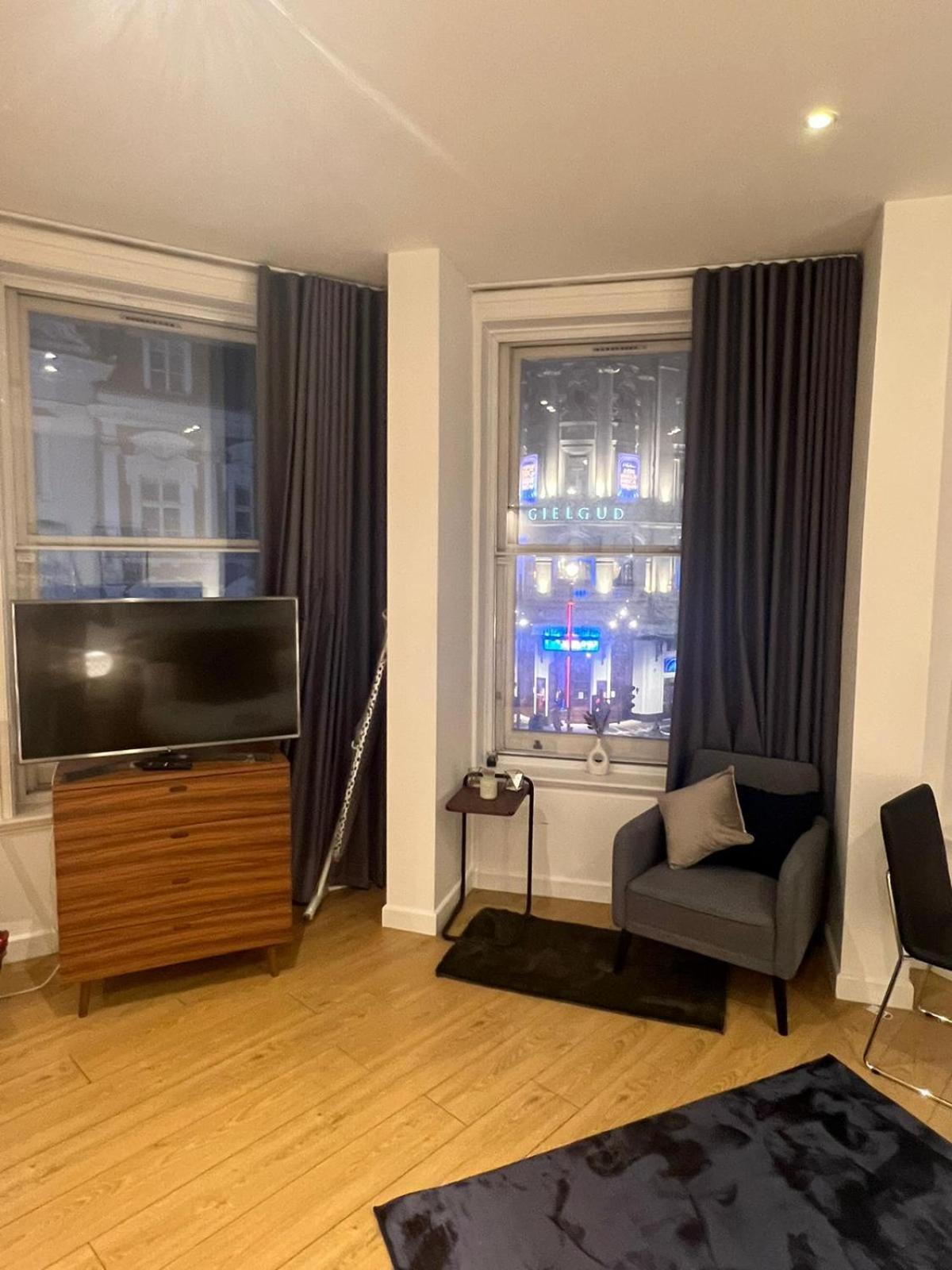 Tranquil 1 Bedroom Retreat In Piccadilly Vr4 Лондон Екстер'єр фото